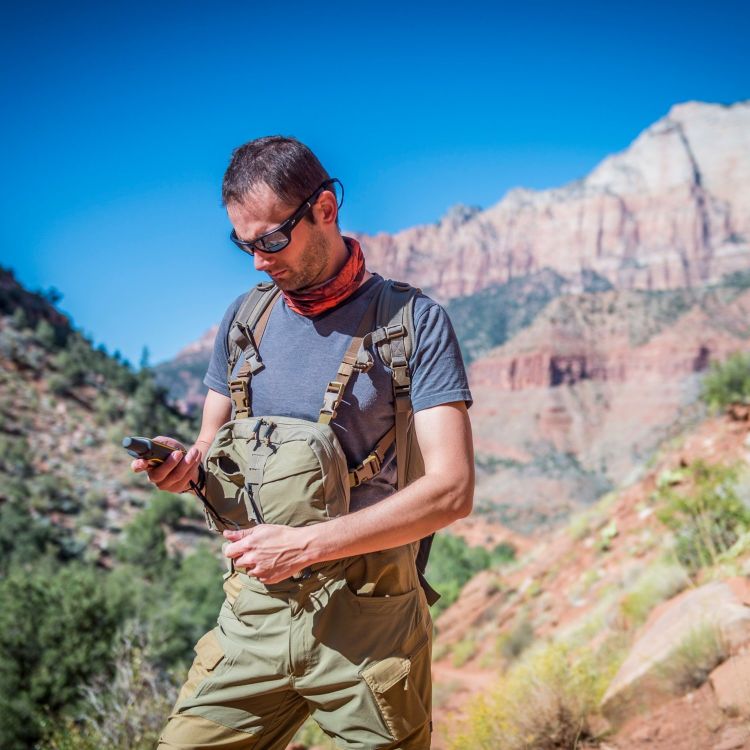 Chest pouch for backpacking 2025