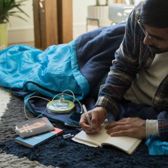Luci Pro Outdoor 2.0 + Mobile Charging