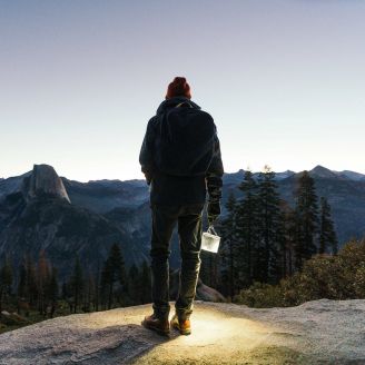 Luci Pro Outdoor 2.0 + Mobile Charging