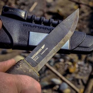 Mora Bushcraft Survival Hiiliteräspuukko